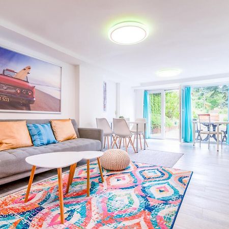 Cosy And Colorful Apartment センテンドレ エクステリア 写真